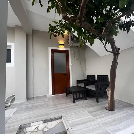 Gæstehus Roel Vlorë